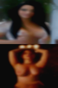 Housewife close parties pussy.